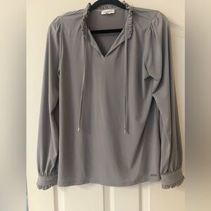 NWOTCalvin Klein grey long sleeve career shirt. Size M